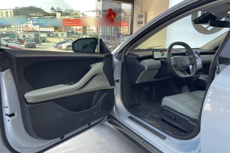Used Nio ET5 2022 75 kWh Interior 3