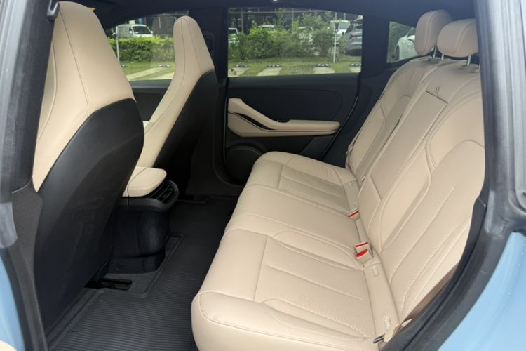 Used Nio ET5 2022 75 kWh Interior 3