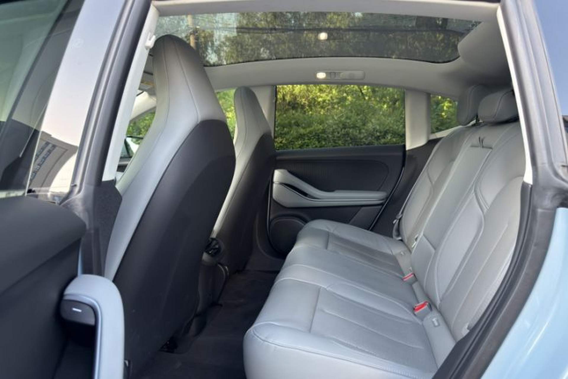 Used Nio ET5 2022 75 kWh Interior 3