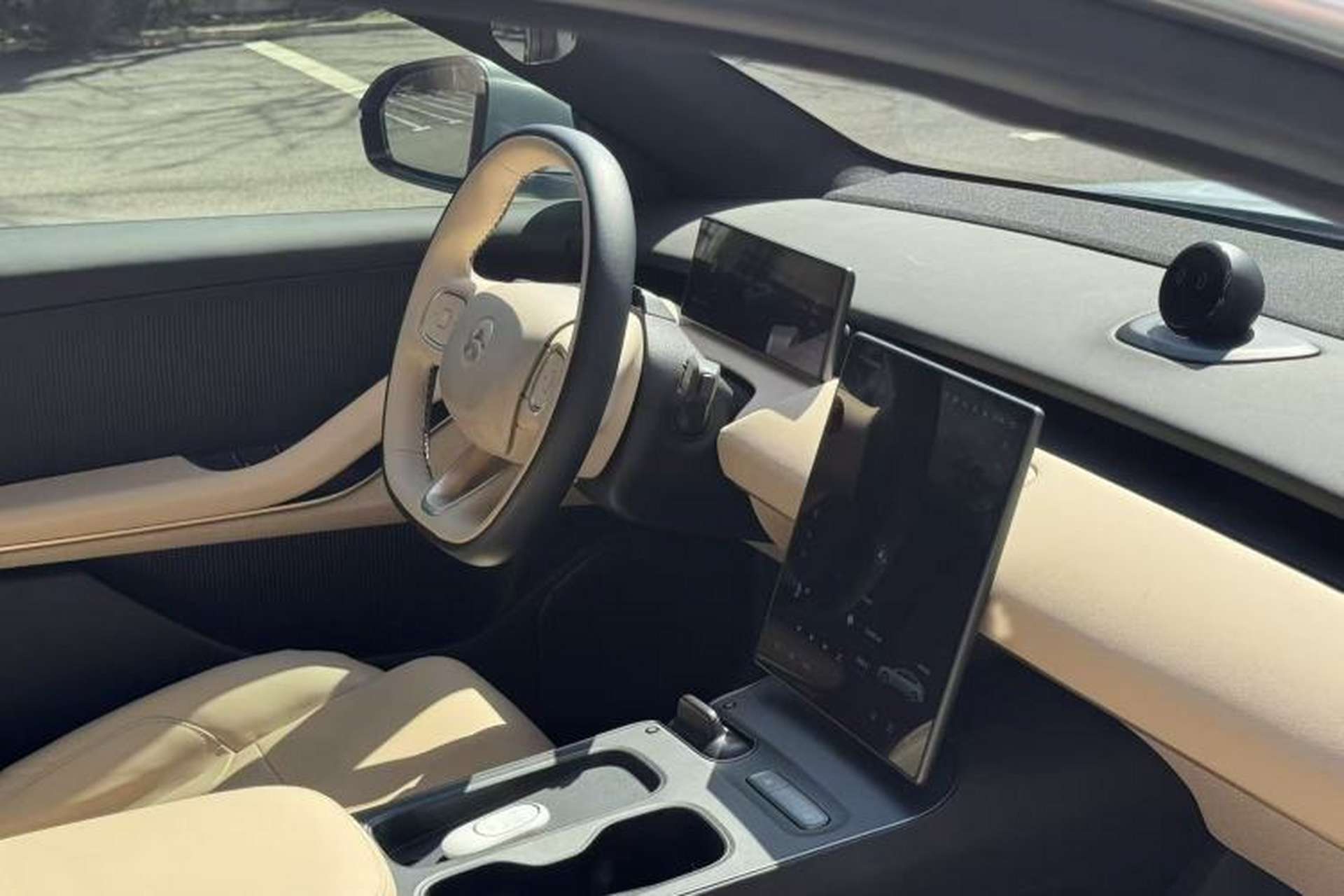 Used Nio ET5 2022 75 kWh Interior 3