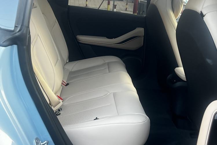 Used Nio ET5 2022 75 kWh Interior 4