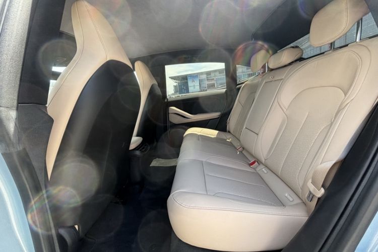 Used Nio ET5 2022 75 kWh Interior 4