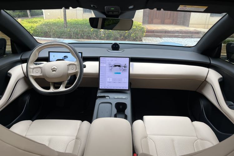 Used Nio ET5 2022 75 kWh Interior 5
