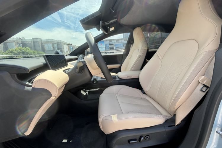 Used Nio ET5 2022 75 kWh Interior 5