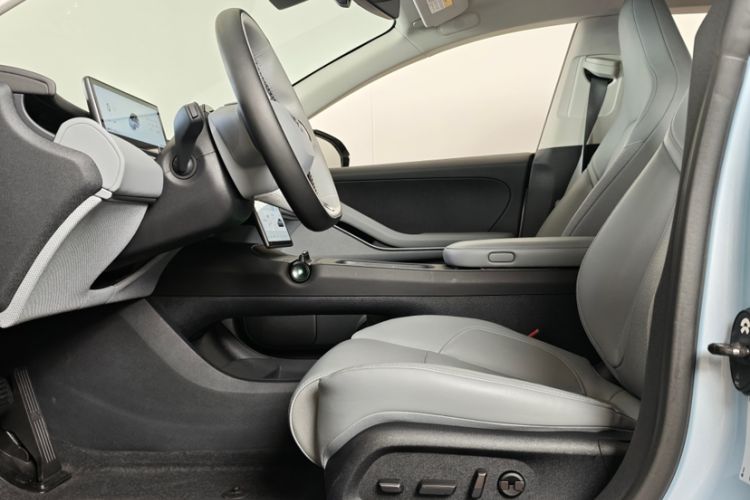 Used Nio ET5 2022 75 kWh Interior 5