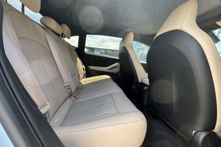 Used Nio ET5 2022 75 kWh Interior 6