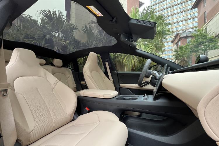 Used Nio ET5 2022 75 kWh Interior 7