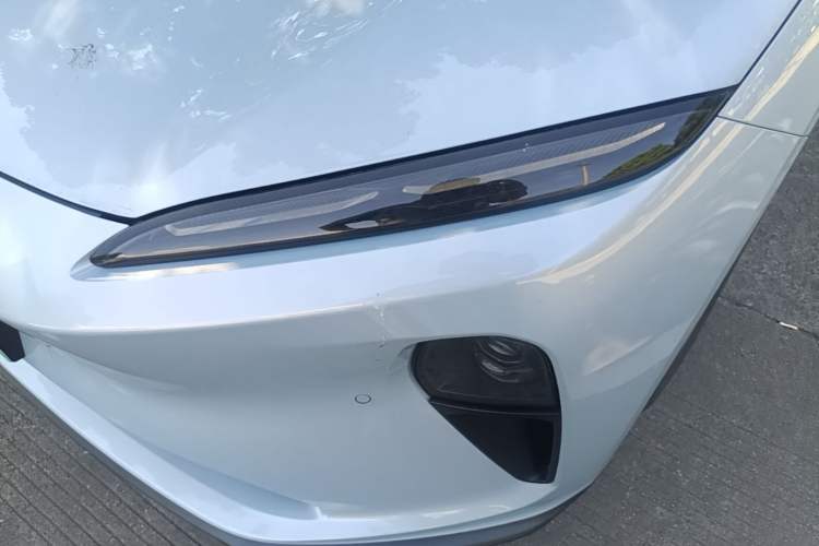 Used Nio ET5 2022 75 kWh Left Front Headlight