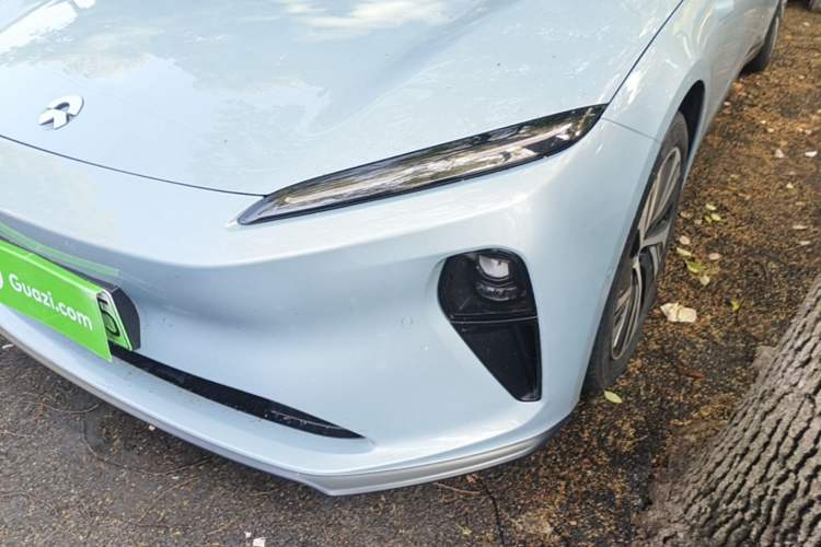 Used Nio ET5 2022 75 kWh Left Front Headlight