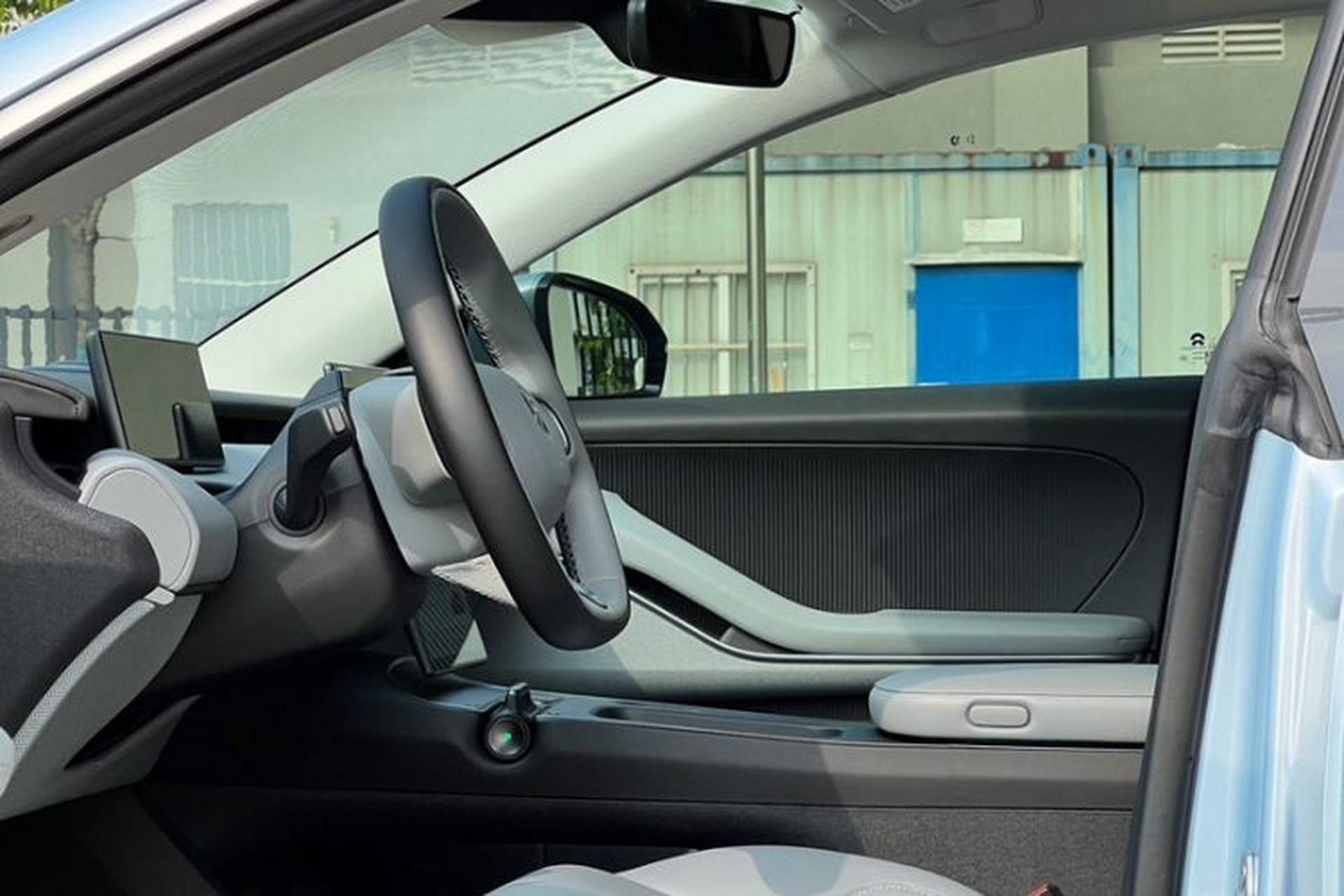 Used Nio ET5 2022 75 kWh Left Front Seat
