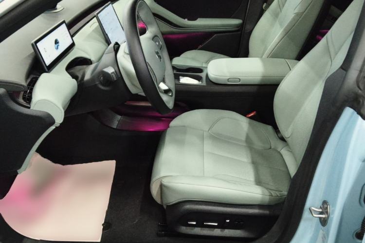 Used Nio ET5 2022 75 kWh Left Front Seat