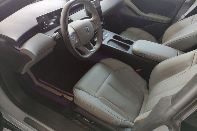 Used Nio ET5 2022 75 kWh Left Front Seat