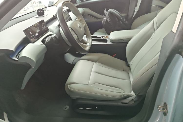 Used Nio ET5 2022 75 kWh Left Front Seat