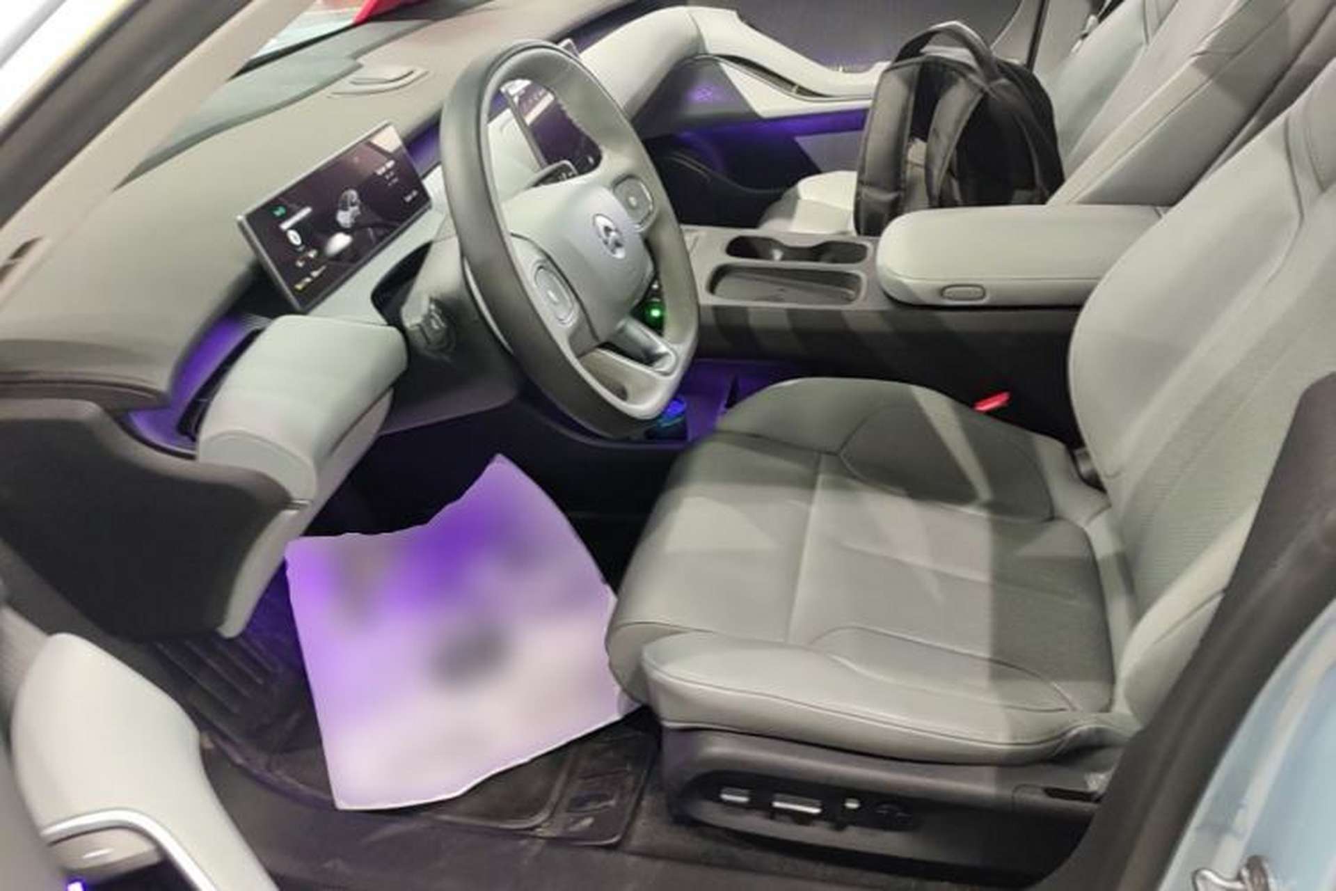 Used Nio ET5 2022 75 kWh Left Front Seat