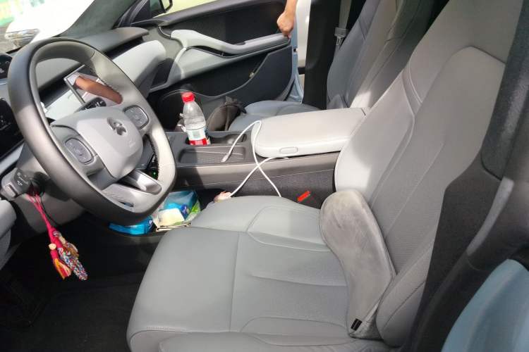 Used Nio ET5 2022 75 kWh Left Front Seat