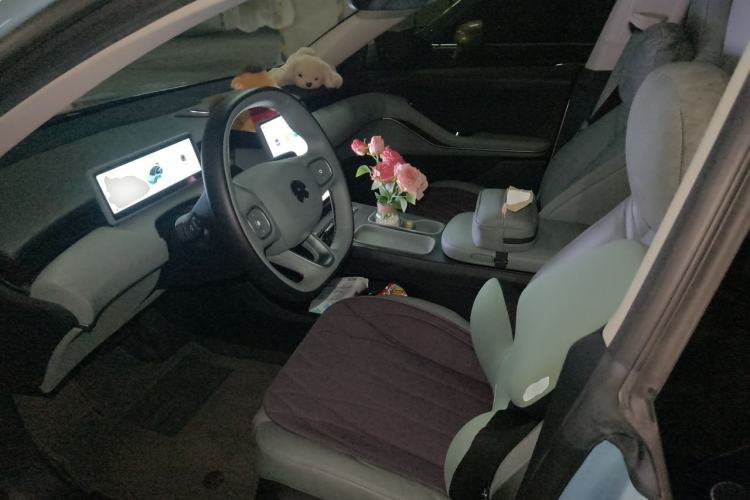 Used Nio ET5 2022 75 kWh Left Front Seat