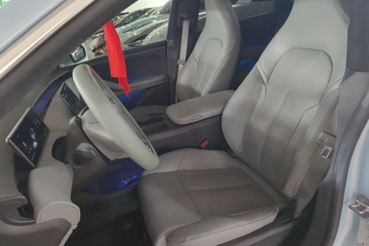 Used Nio ET5 2022 75 kWh Left Front Seat