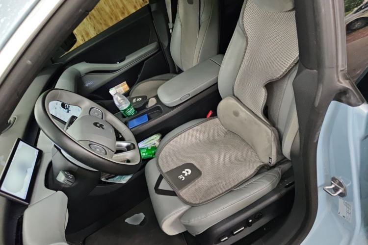 Used Nio ET5 2022 75 kWh Left Front Seat
