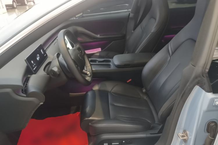 Used Nio ET5 2022 75 kWh Left Front Seat