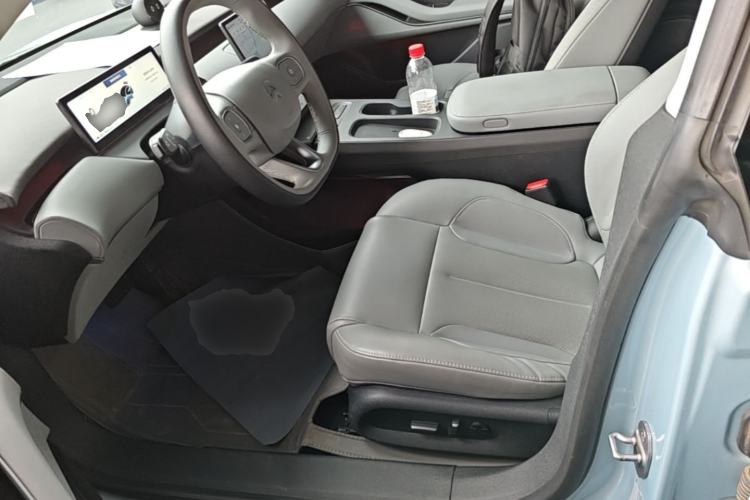 Used Nio ET5 2022 75 kWh Left Front Seat