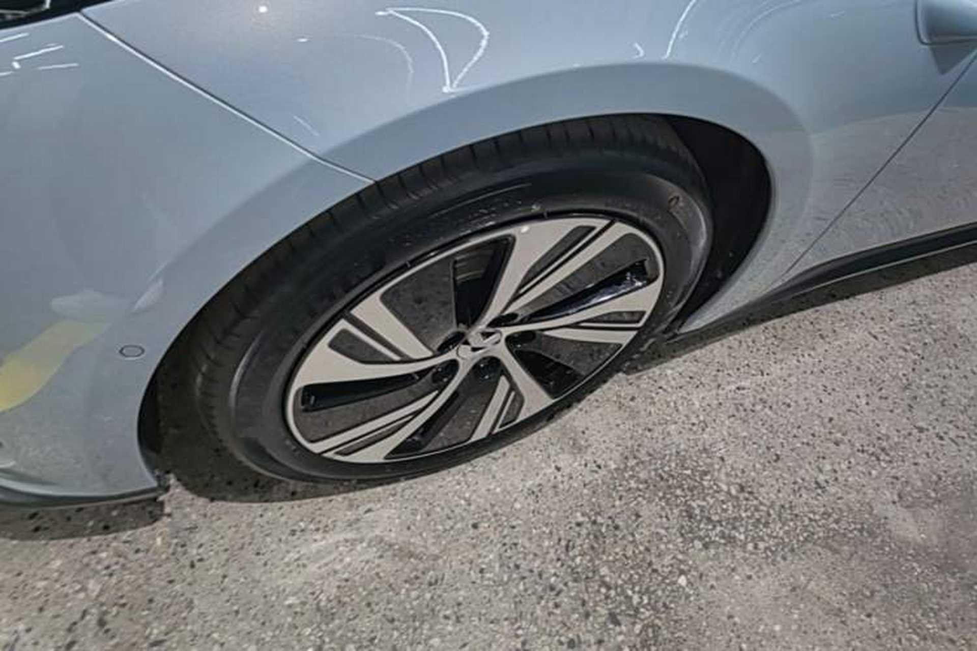 Used Nio ET5 2022 75 kWh Left Front Wheel Hub