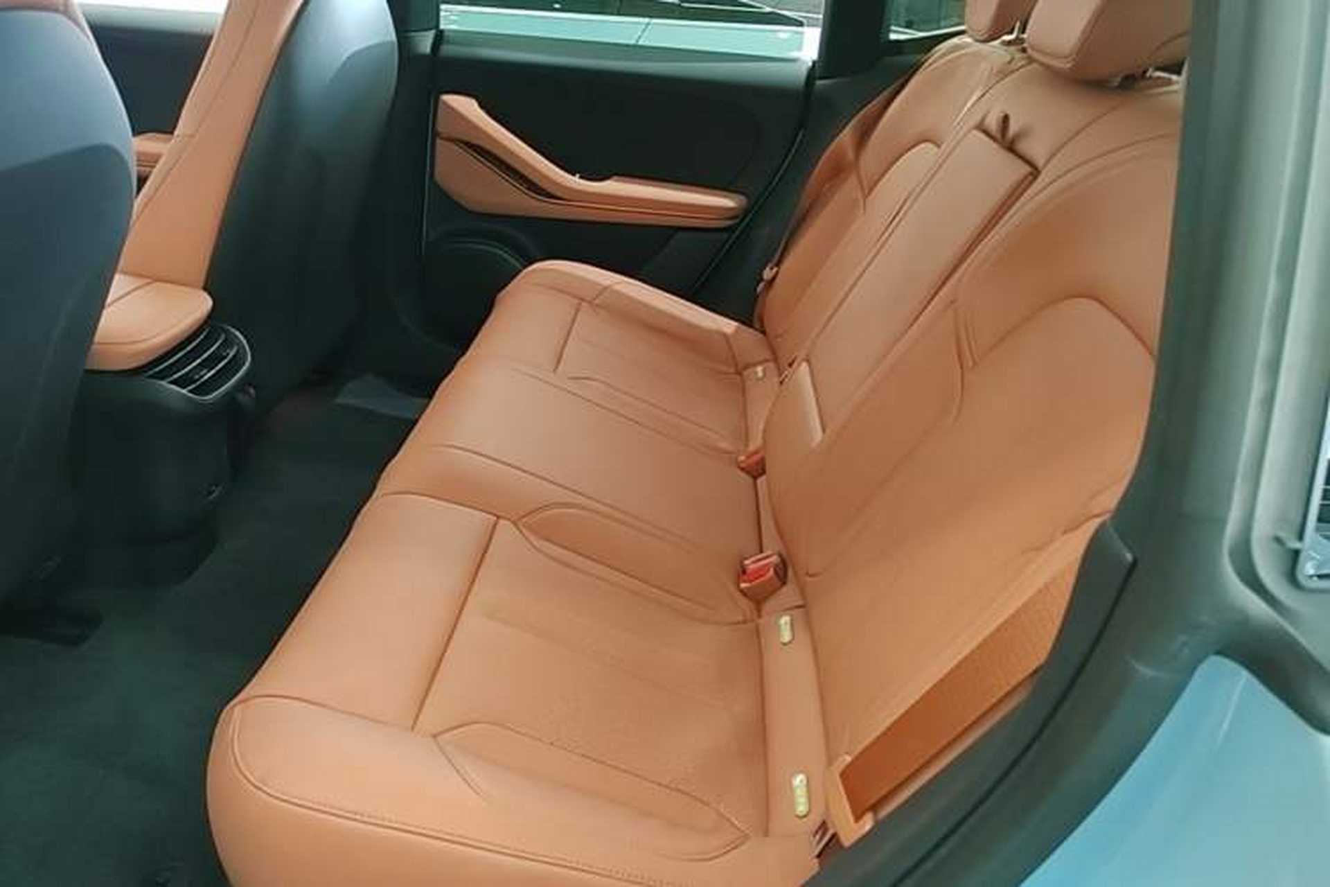 Used Nio ET5 2022 75 kWh Left Rear Seat