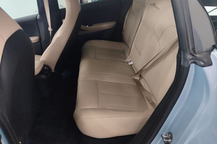 Used Nio ET5 2022 75 kWh Left Rear Seat
