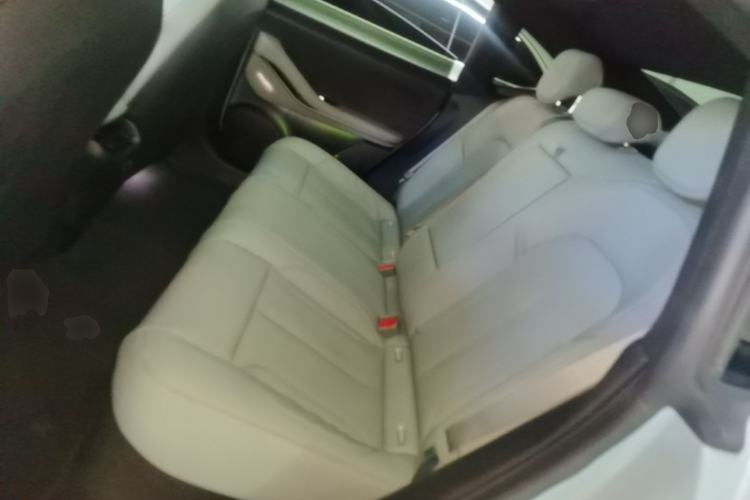 Used Nio ET5 2022 75 kWh Left Rear Seat