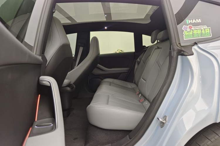 Used Nio ET5 2022 75 kWh Left Rear Seat