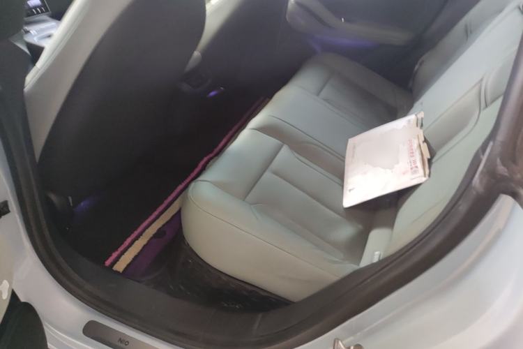 Used Nio ET5 2022 75 kWh Left Rear Seat