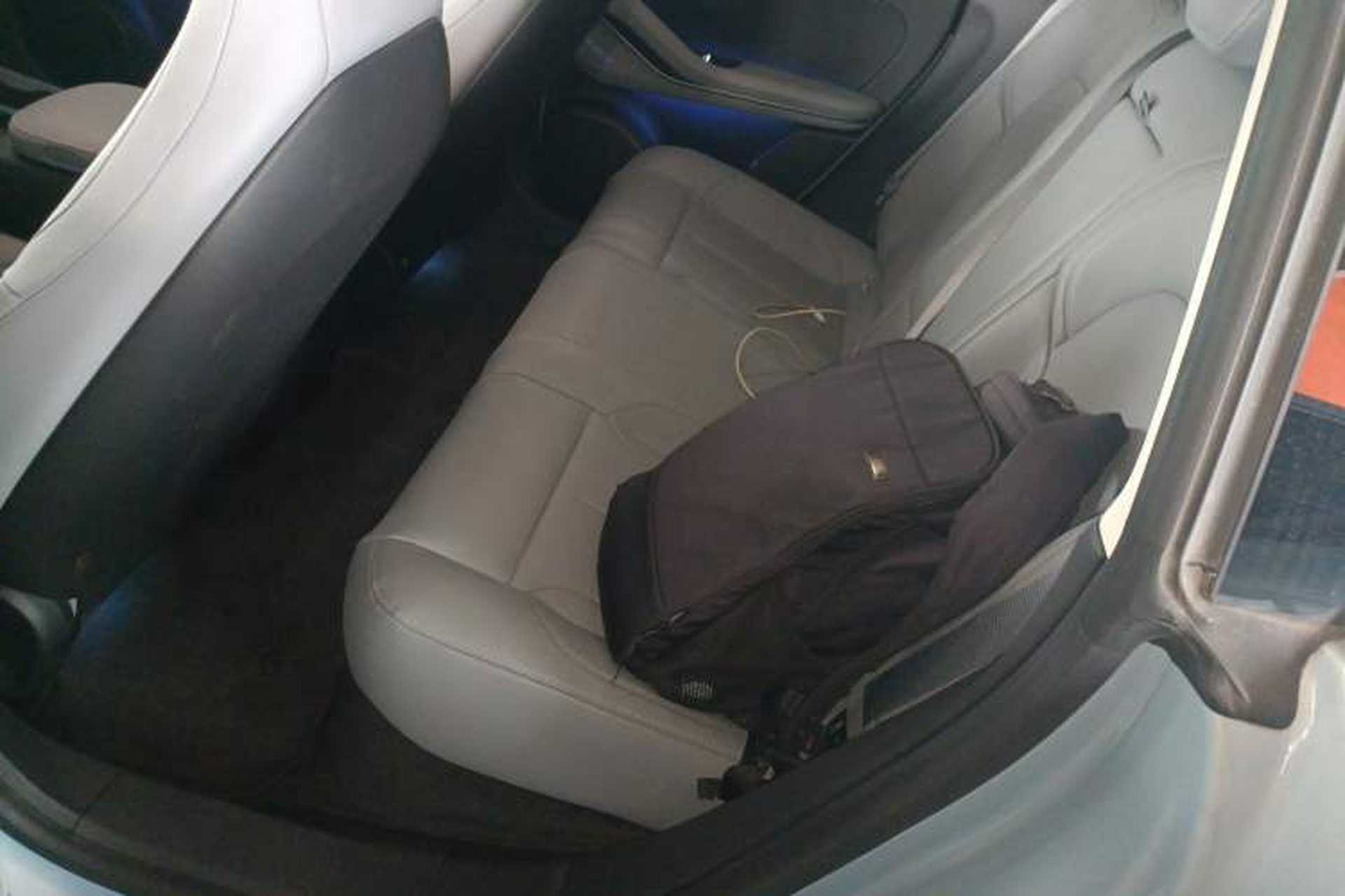 Used Nio ET5 2022 75 kWh Left Rear Seat