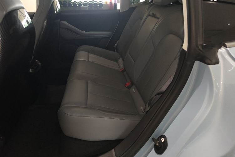 Used Nio ET5 2022 75 kWh Left Rear Seat