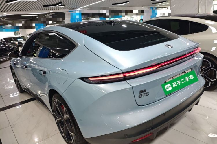Used Nio ET5 2022 75 kWh Left Side