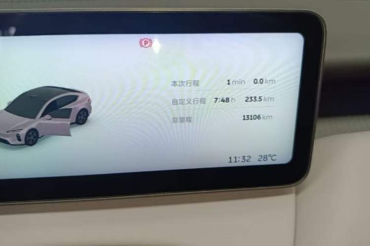 Used Nio ET5 2022 75 kWh Odometer Close Up