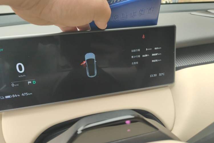 Used Nio ET5 2022 75 kWh Odometer Close Up