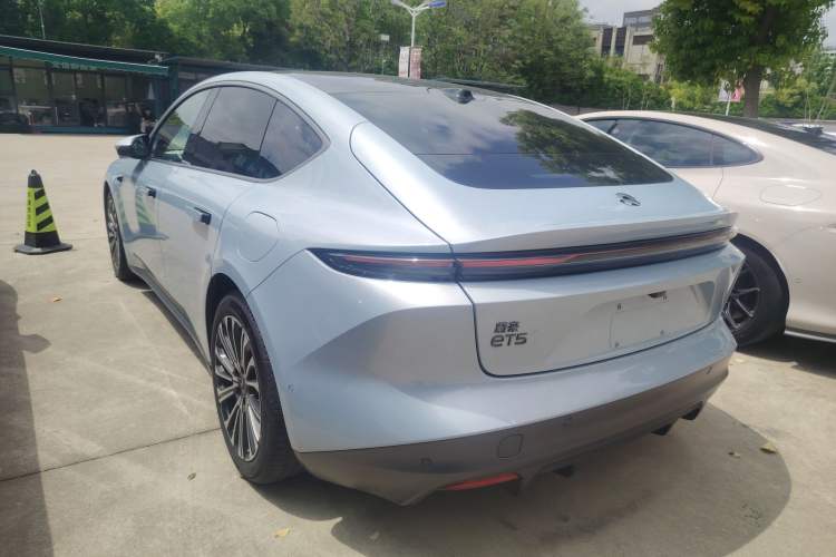 Used Nio ET5 2022 75 kWh Rear Left 45 Deg