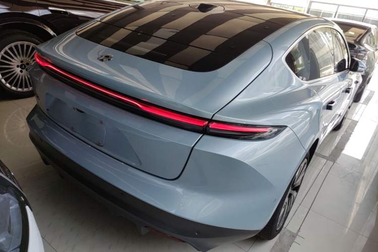 Used Nio ET5 2022 75 kWh Rear Right 45 Deg