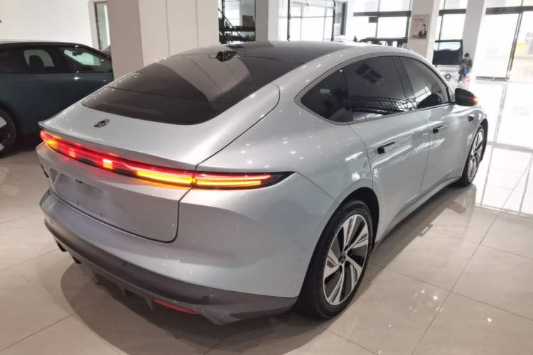 Used Nio ET5 2022 75 kWh Rear Right 45 Deg