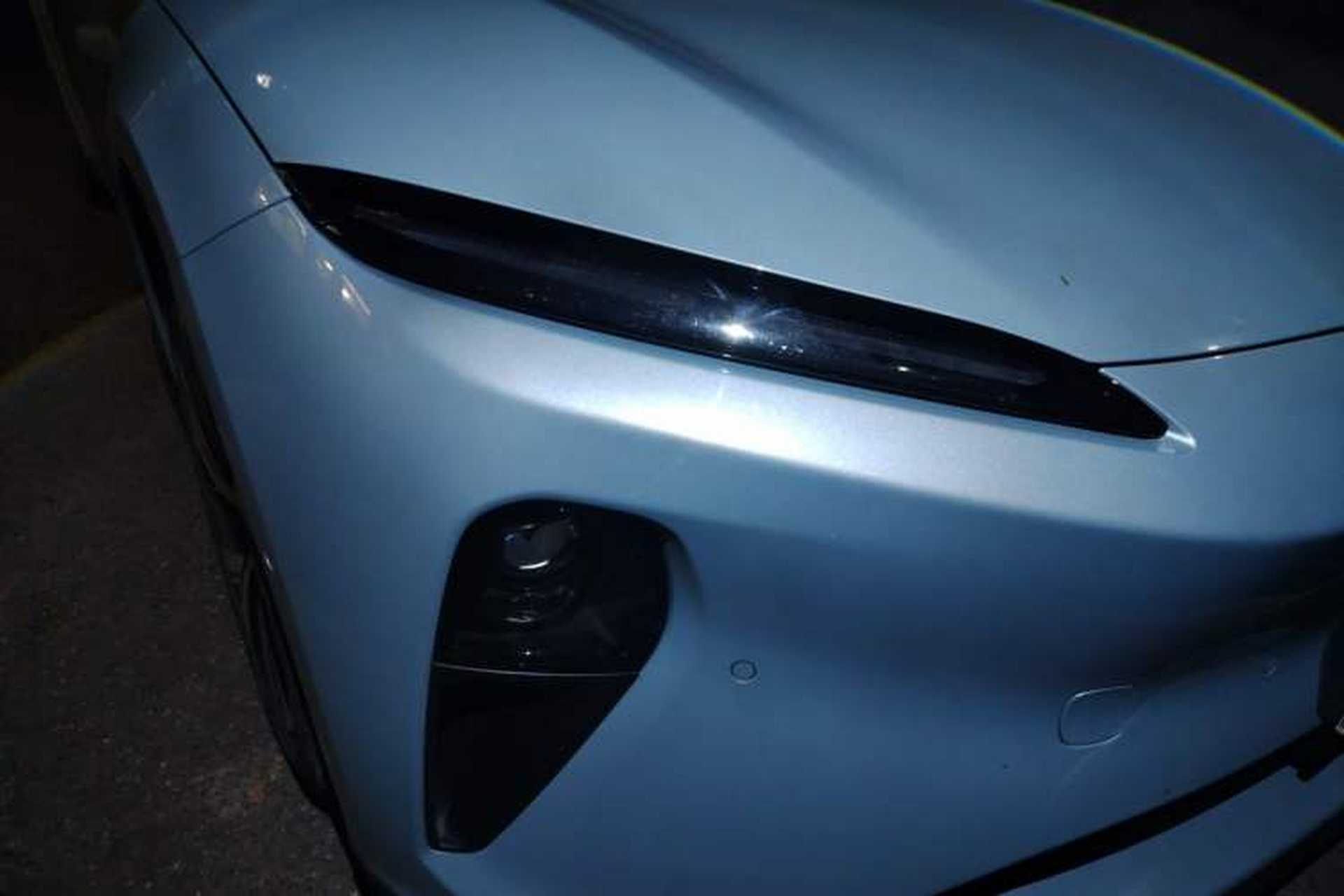 Used Nio ET5 2022 75 kWh Right Front Headlight