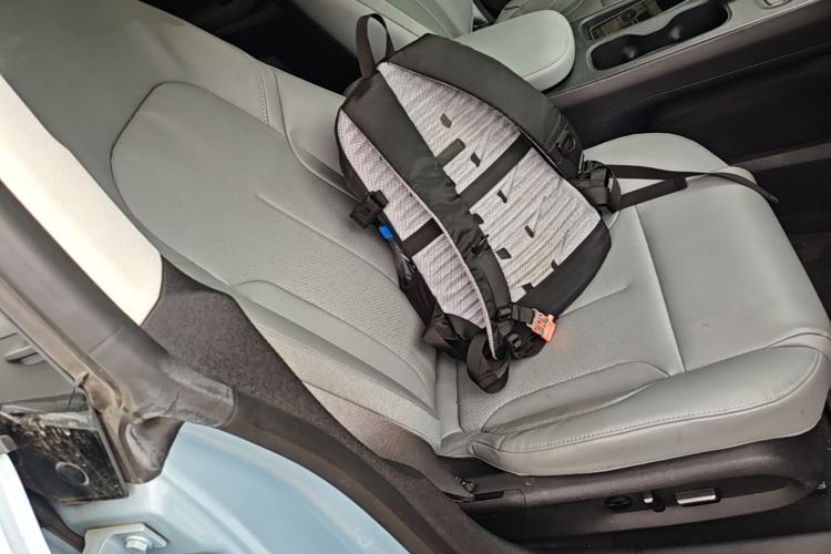 Used Nio ET5 2022 75 kWh Right Front Seat
