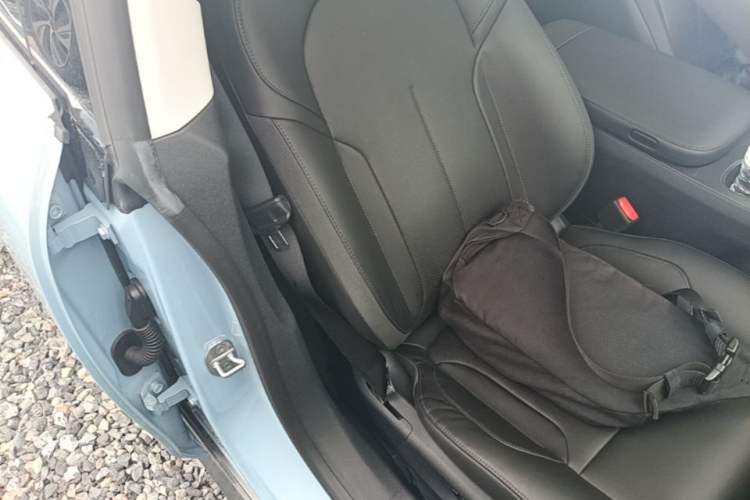 Used Nio ET5 2022 75 kWh Right Front Seat