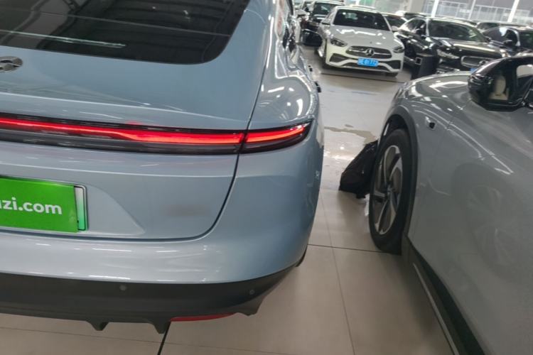 Used Nio ET5 2022 75 kWh Right Rear Taillight