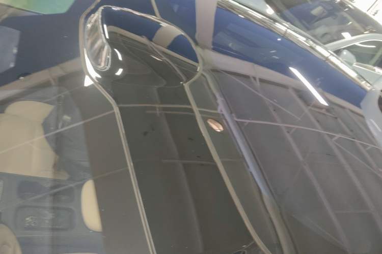 Used Nio ET5 2022 75 kWh Roof