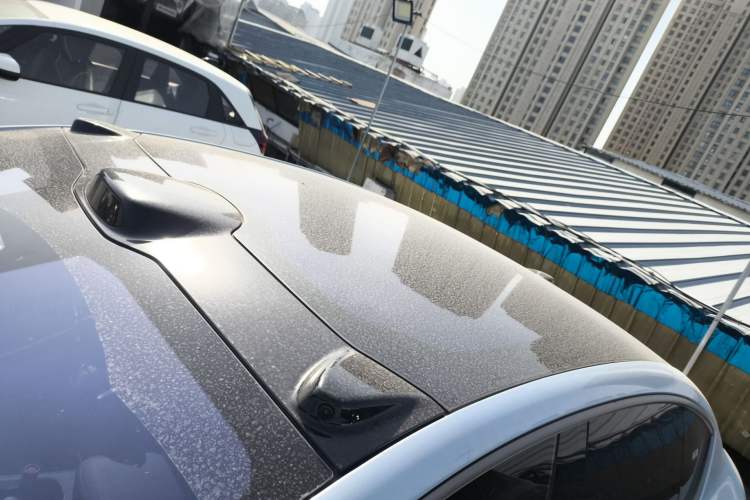 Used Nio ET5 2022 75 kWh Roof