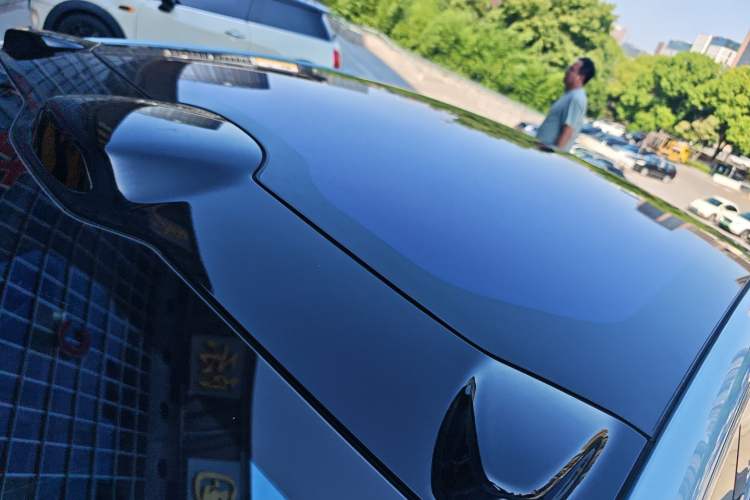Used Nio ET5 2022 75 kWh Roof