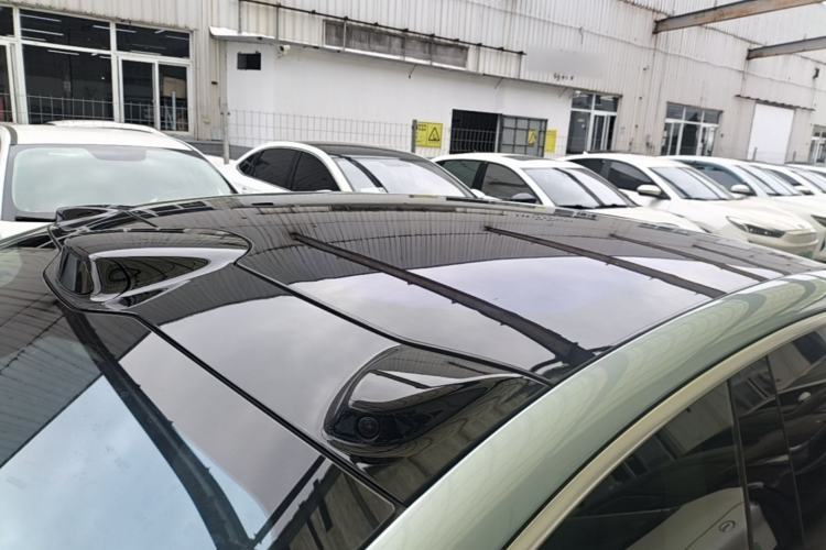 Used Nio ET5 2022 75 kWh Roof