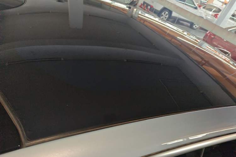 Used Nio ET5 2022 75 kWh Roof