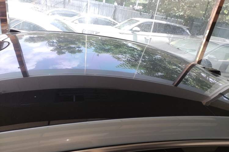 Used Nio ET5 2022 75 kWh Roof