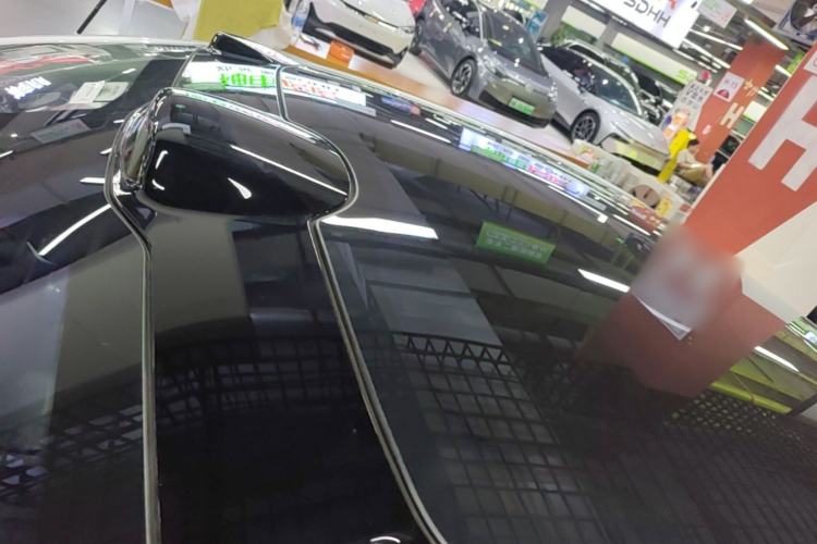 Used Nio ET5 2022 75 kWh Roof
