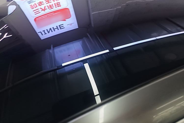 Used Nio ET5 2022 75 kWh Roof